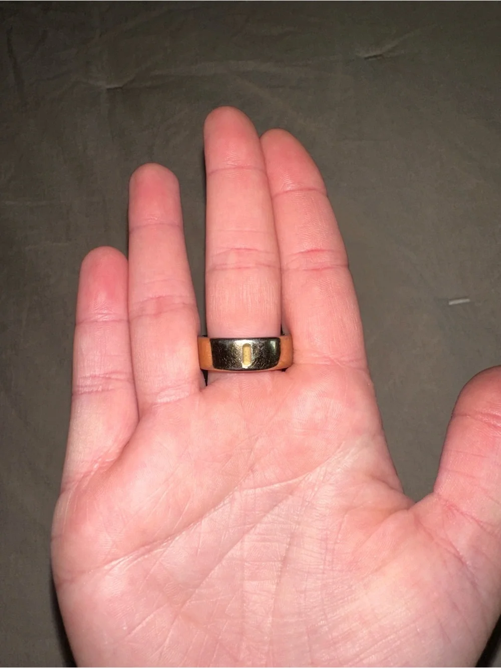 Oura Ring WITH Magnetic Ring Charger Dock